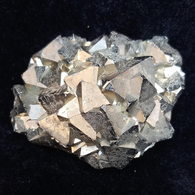 【二手】聚形八面體黃鐵礦Pyrite    編號:536 水晶 礦石 老貨 【天地通】-767