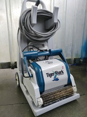 二手Hayward TigerShark 2 水底吸塵器(外接變壓器故障)