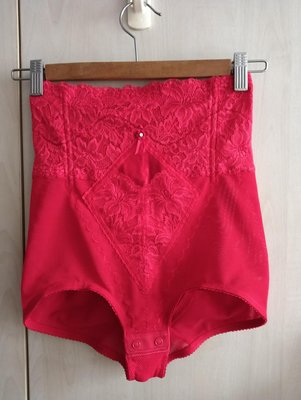 全新日本善美得 Lily Bouquet 21紅色調整型束褲塑身褲高腰三角款日本製（70）