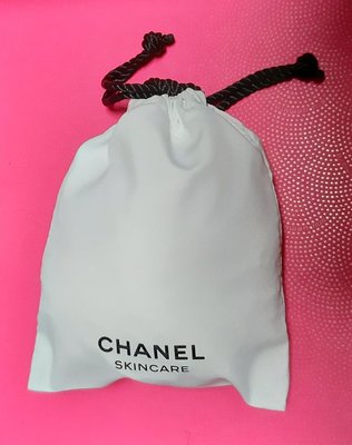 CHANEL 香奈兒 2019年 最新 SKINCARE 白色 束口袋 收納袋