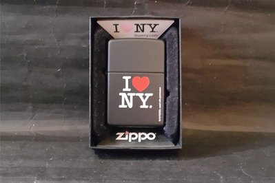 ONE*$1~美系*ZIPPO*I Love NY《我愛紐約》霧黑彩印*編號:24798