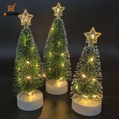 現貨熱銷-聖誕節 聖誕樹 聖誕裝飾 3 件 / 套帶燈 / 發光雪松樹裝飾的人造迷你聖誕樹裝飾品 / 新年聖誕晚會裝飾用