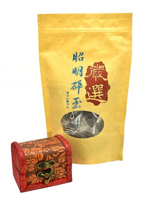 日月潭紅玉紅茶 (台十八號紅茶)三角立體茶包設計，原片茶葉盡情舒展，媲美壺泡清香甘醇。