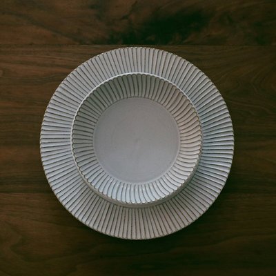 “正品”糯米瓷 作家手作款 刮紋寬邊盤 粗陶白釉大盤 大碗