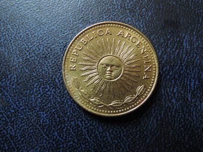 阿根廷 1975年 1PESO 太陽圖案 硬幣 -保真 直徑22mm【品項如圖】@206