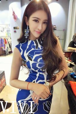【 Angela ViVi 】韓版 復古花苞姑娘綻開花朵氣質旗袍名媛款顯瘦合身無袖包臀洋裝 寶藍色