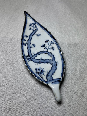 早期收藏老件瓷器青花松樹紋葉子形茶盤茶則藝術擺件