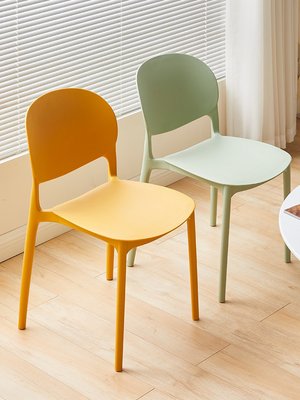 北歐簡約塑料椅子餐椅家用代簡約設計師靠背創意凳子
