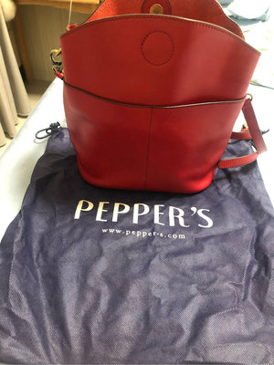 PEPPER'S正紅色水桶包-免運費