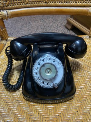 阿公的舊情人 早期 四號自動式電話機 轉盤 黑色 老電話 萬國電器
