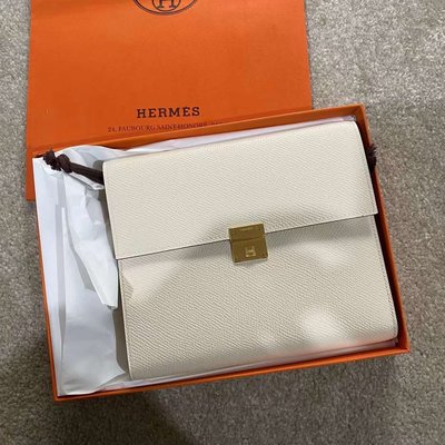 Hermès 🐎 clic 16 epsom 奶油白 金扣  $11xxxx