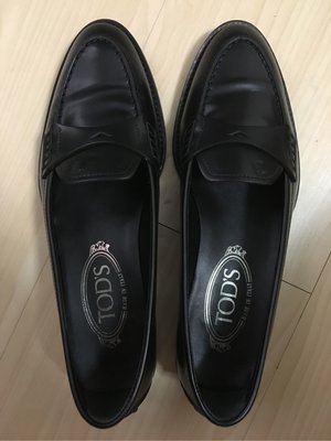Tod’s 經典款 黑色豆豆鞋 / 樂福鞋 / loafer size 37