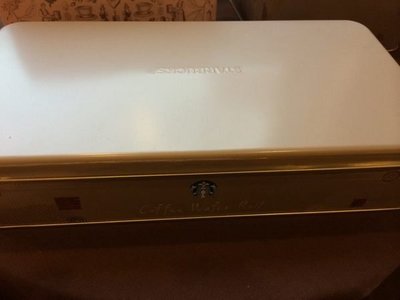 【Kidult 小舖】Starbucks 星巴克 超人氣 秋節咖啡捲心酥禮盒，超值價300元 ~ 送禮首選~