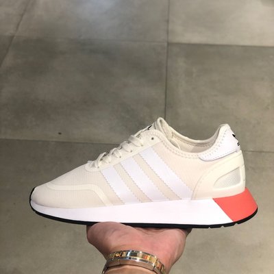 Aq1132 adidas clearance