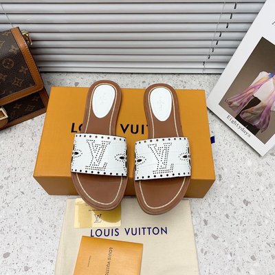 Louis Vuitton 1ABVGY LV Sunset Comfort Flat Sandal , Brown, 37