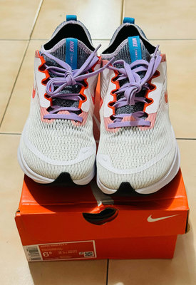全新 Nike Wmns Zoom Fly 4 女鞋/慢跑鞋 CT2401-100 (23.5cm)