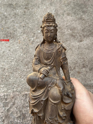 叮咚越南沉香木雕坐式踏蓮自在觀音佛像擺件南海觀音菩薩神像手持經書