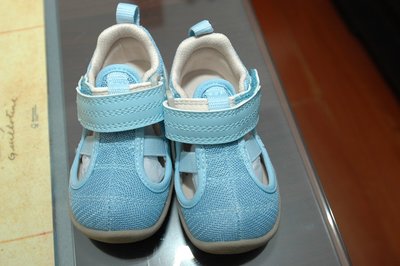 全新康貝 COMBI 15.5藍色涼鞋/黃色涼鞋15.5/紅色涼鞋14.5/15.5