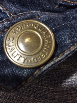 日本品牌GUARANTEED牛仔褲