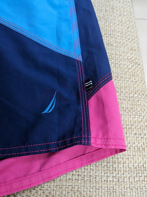 美國 Nautica 桃紅色藍色拼接衝浪短褲 海灘褲 遊泳褲 M號L號