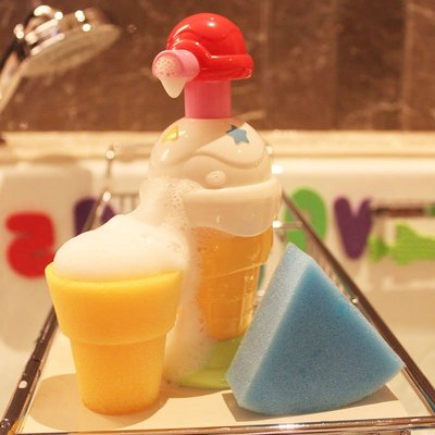 現貨 皇室冰激凌泡泡按壓機洗泡泡浴嬰幼兒童浴室沐浴寶寶戲水洗澡玩具