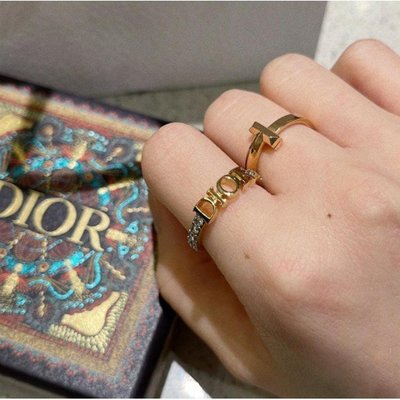 【二手正品】 Dior迪奧 戒指Dior 字母logo水鑽 金色戒指 指環 R1009 現貨