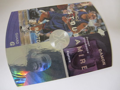 ~ Damon Stoudamire ~1997-1998年SPX NBA球星 第3年雷射卡