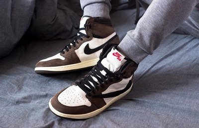 air jordan high og travis scott