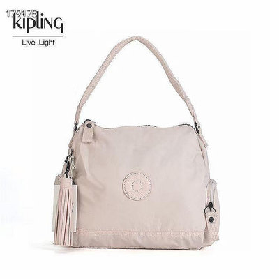 新款熱銷 Kipling 猴子包 K14004  粉色 流蘇款 輕量手提肩背 手感細膩 休閒 輕便 多夾層 限時優惠
