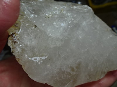 《藍晶寶石玉石特賣》→〈原石系列〉→天然大粒清透白水晶原礦〈1630公克→j12