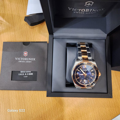 Victorinox 瑞士維氏腕錶( VISA-241950)43mm