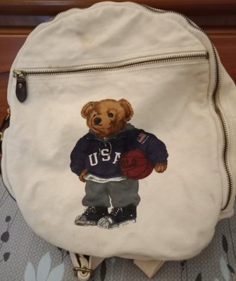 Polo Ralph Lauren小熊後背包絕版品二手，長30cm,寬28cm，狀況良好，很少用