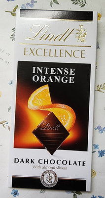 瑞士蓮極醇系列杏仁夾餡黑巧克力-香橙口味100g(效期2024/08/31)市價179元特價69元