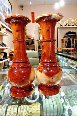 ((上品堂))頂級龍柏木精雕花瓶一對，平平安安.長22.5cm