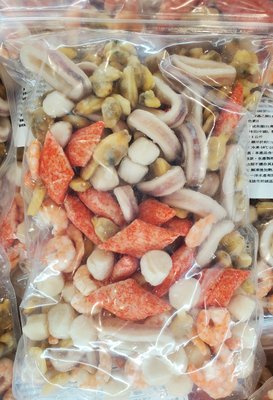 【小如的店】COSTCO好市多代購~冷凍綜合海鮮-魷魚圈.蝦仁.蛤蠣肉.淡貝.蟹味棒(每包1kg) 295443