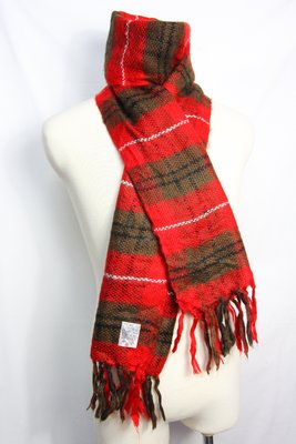 【古物箱~霹靂膠囊】日本品牌 日本製造 100% 純羊毛 英式 蘇格蘭 聖誕紅 大格紋 圍巾 披肩(二手 古著)