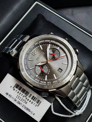 HUGO BOSS Nomad 鐵灰色錶盤 銀色不鏽鋼錶帶 GMT 石英 男士手錶 1513774