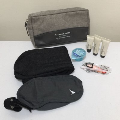 國泰航空 過夜包 盥洗包 淺灰色 化妝包 收納包 手提包