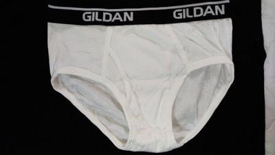 GILDAN white cotton brief M (31~33) Made in Honduras