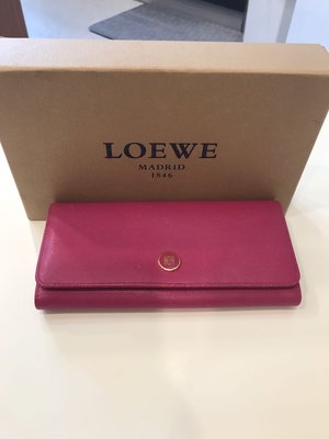 Loewe粉色牛皮女用長夾，約9成新