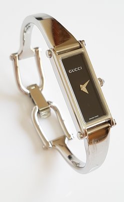 GUCCI  經典款  1500L 系列  瑞士製  時尚女腕錶， 保證真品     功能正常