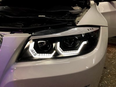 ☆雙魚座〃汽車〃寶馬(BMW) E90 E91 黑框 類M4樣式 3D雙U型光導光圈 大燈.方向燈LED E90 大燈