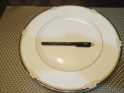 正Wedgwood Cavendish 頂級骨瓷 蛋糕盤(直徑27 cm) 一盤(英國製)