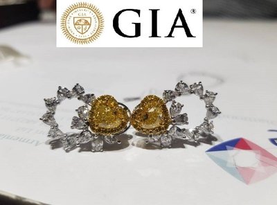 飛飛台北珠寶店【台北周先生】天然Fancy正黃色鑽石 2顆共2.01克拉VVS2 Even分布 18K金耳環送GIA證書