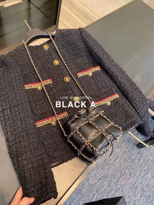 【BLACK A】精品CHANEL 2021早秋高級手工坊系列 黑色斜紋軟呢編織外套 小香