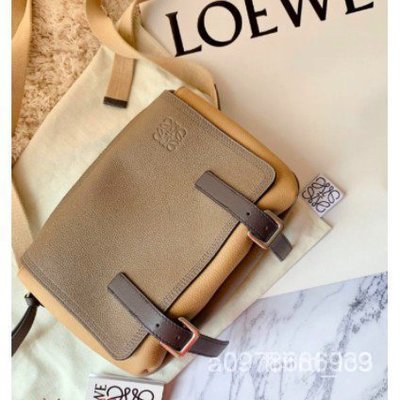 【日本二手】Loewe Military Messenger Xs Bag Dark男/女款郵差包 斜背包 肩背包 實拍