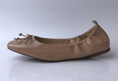 念鞋Q015】VINCE CAMUTO 縮口平底鞋 US9(25.5cm)大腳,大尺,大呎