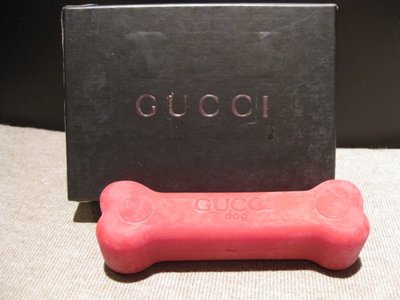 [熊熊之家]全新正品[GUCCI] 狗骨頭 玩具 寵物用品(紅色) Gucci寵物用品
