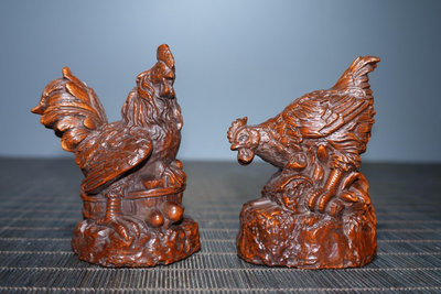 黃楊木雕公雞母雞，木雕，擺件，長5.5cm,寬5cm,高8c