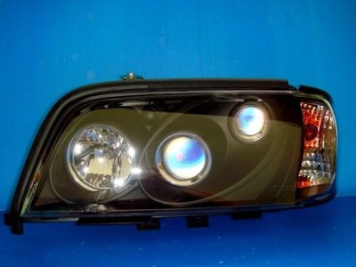 小亞車燈╠ 全新 高質感 賓士 W202 黑框 晶鑽 一体成形 魚眼 大燈 (內建 霧燈)